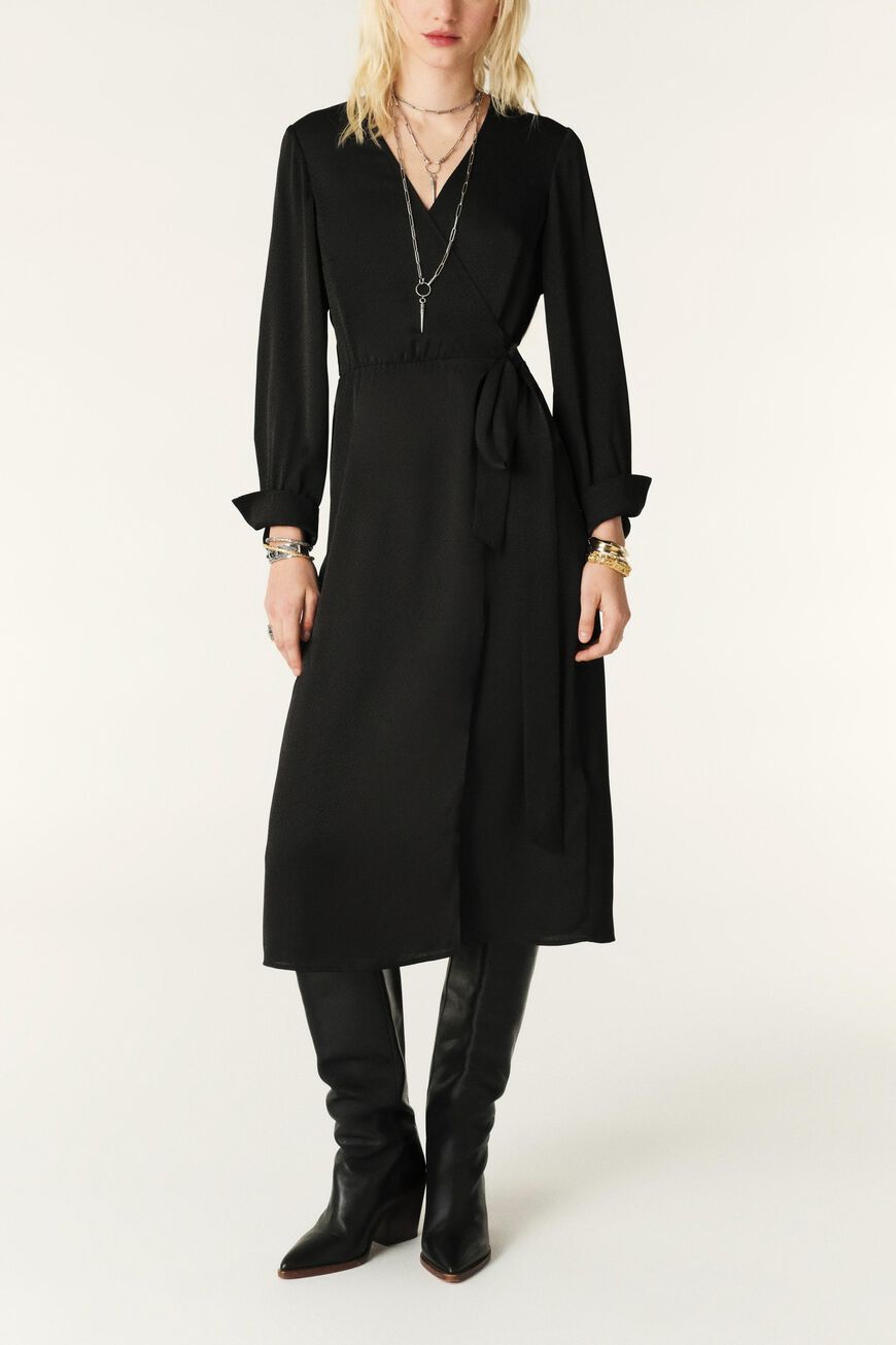 dress IRIS