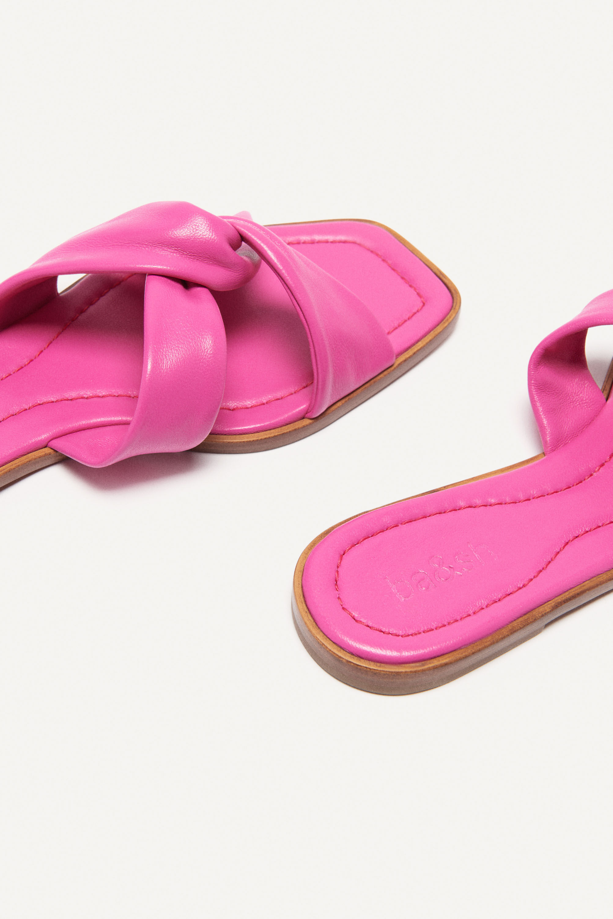 SANDALS FCAPIOKA