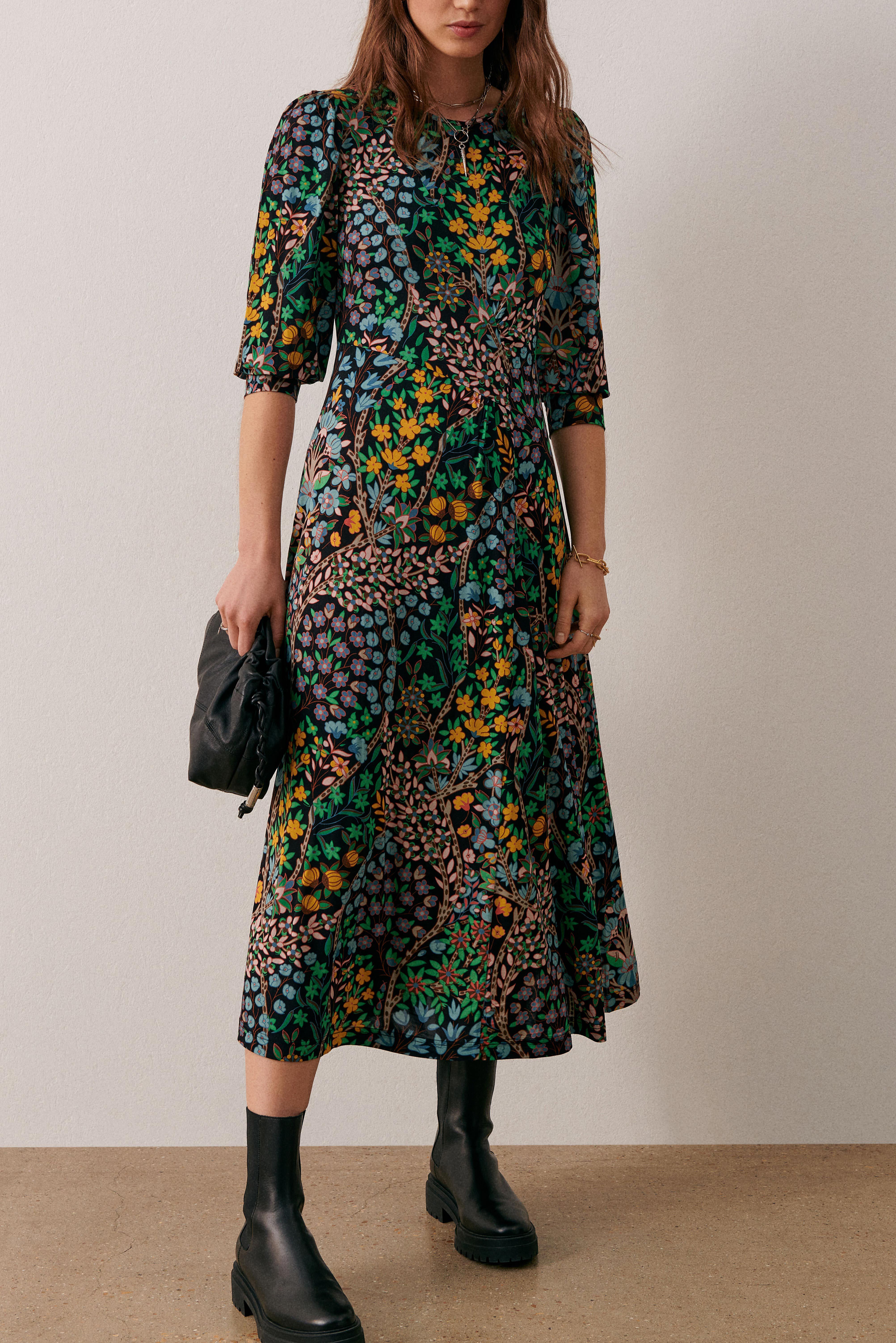 DRESS FALY