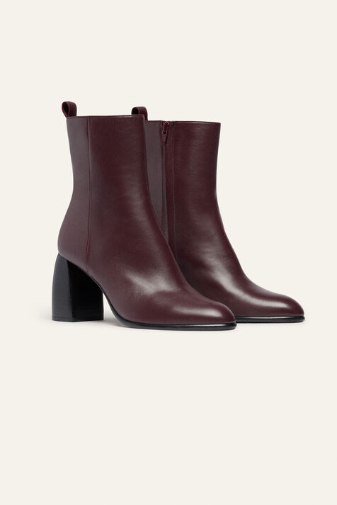 BOOTS CARRIE