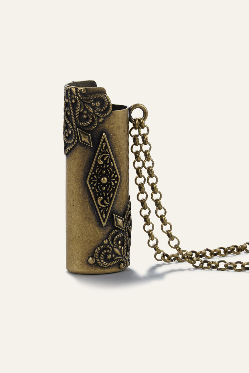 LIGHT LIGHTER CASE