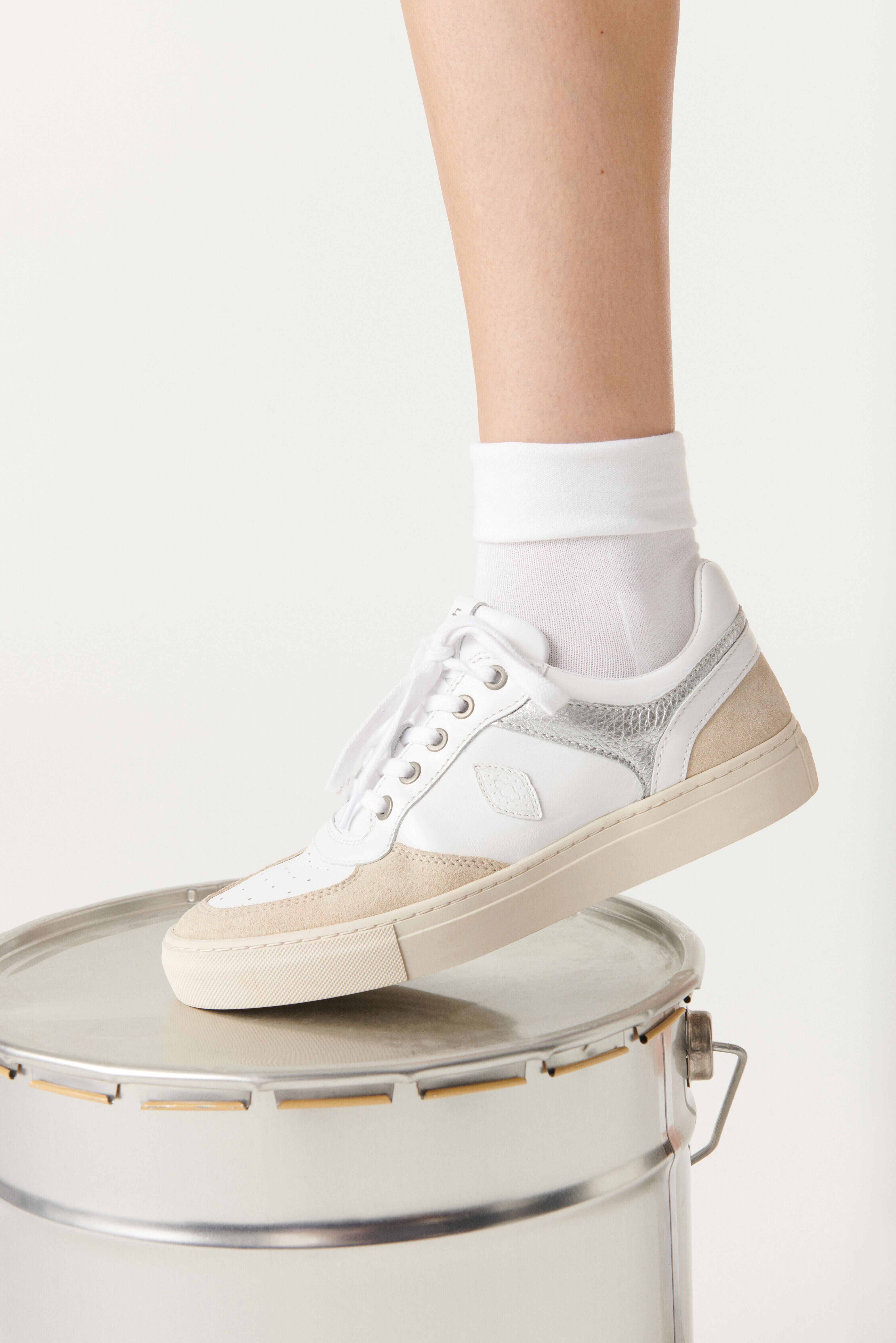 TRAINERS CRUSH