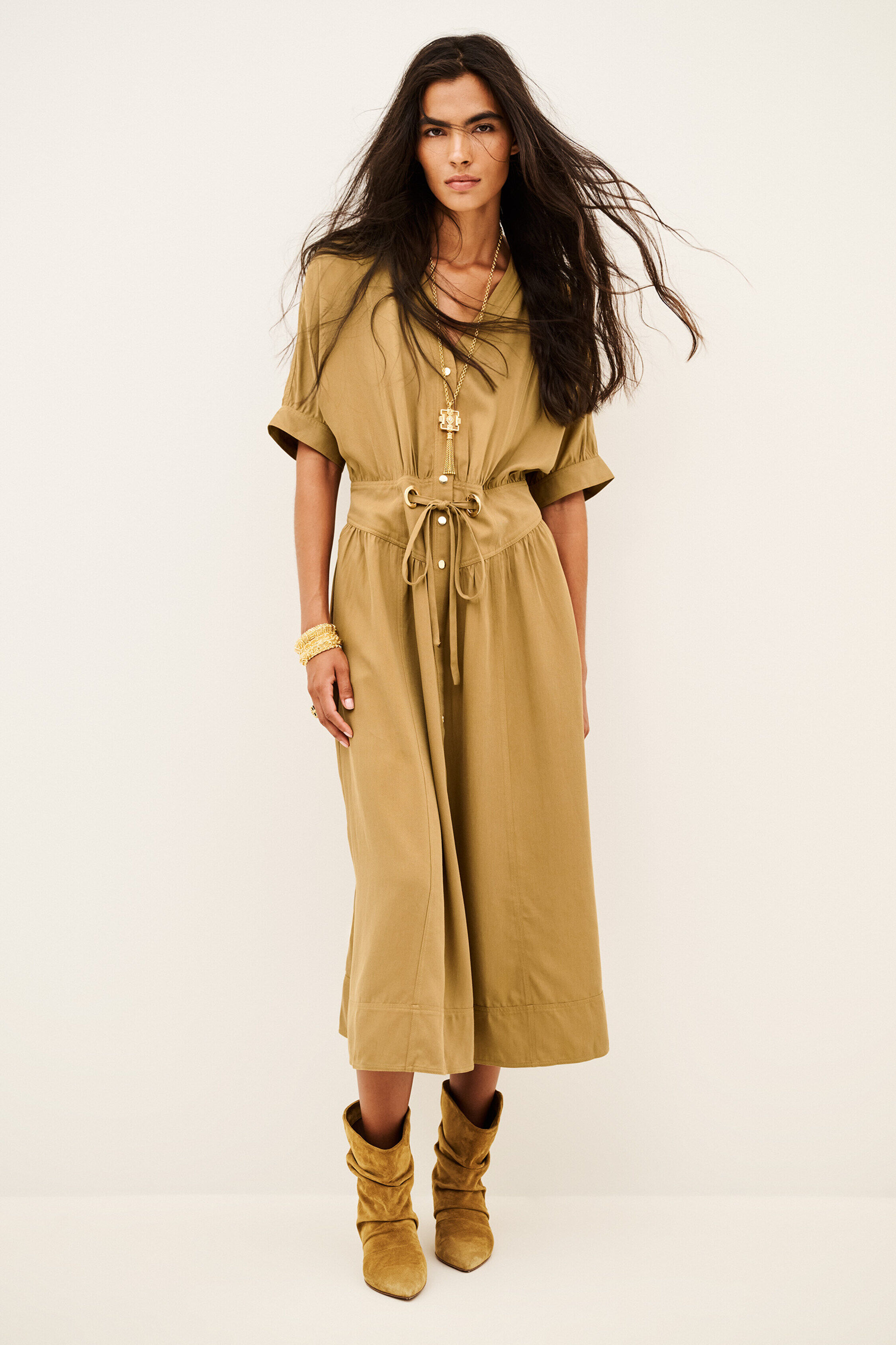 robe PARISA