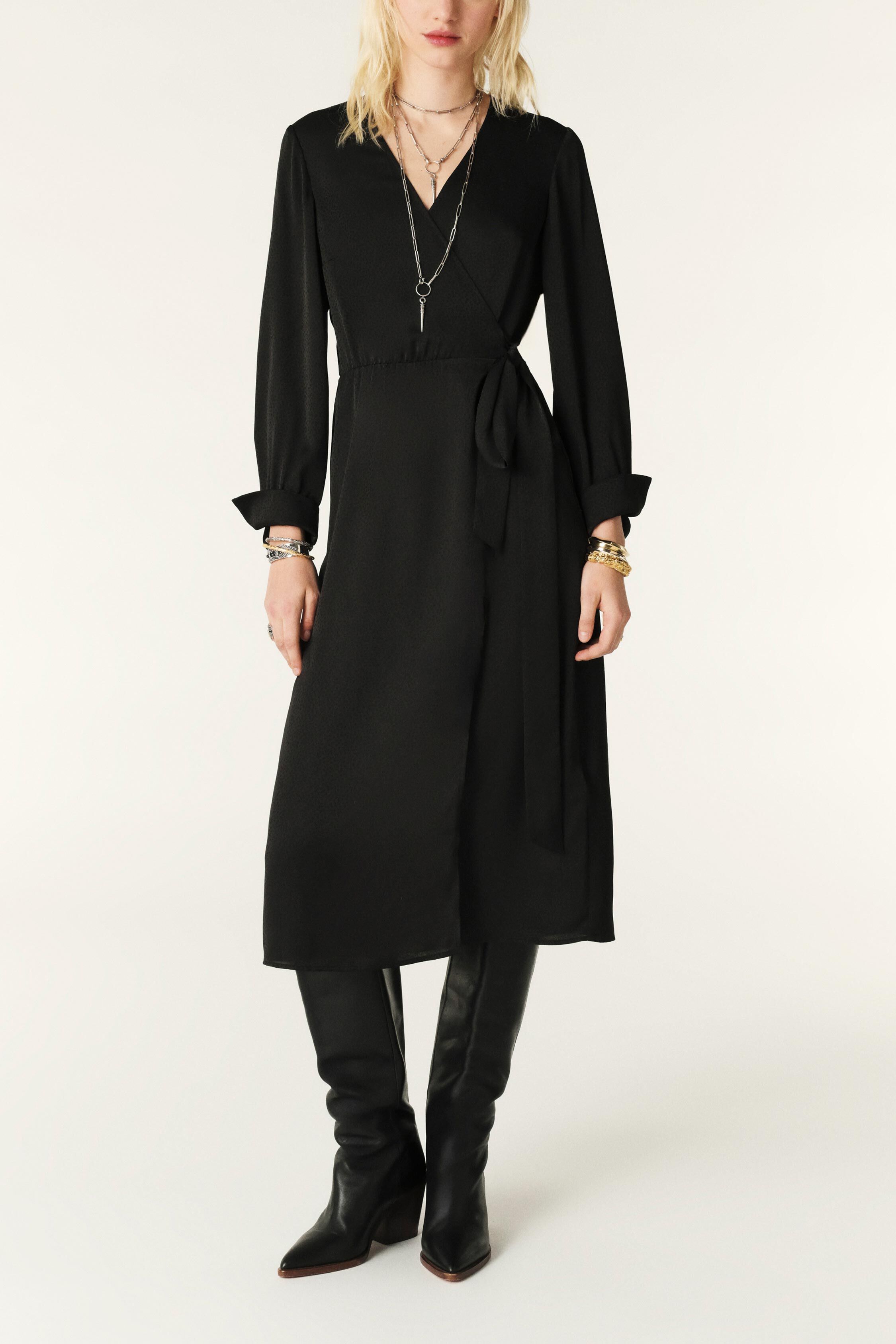 dress IRIS