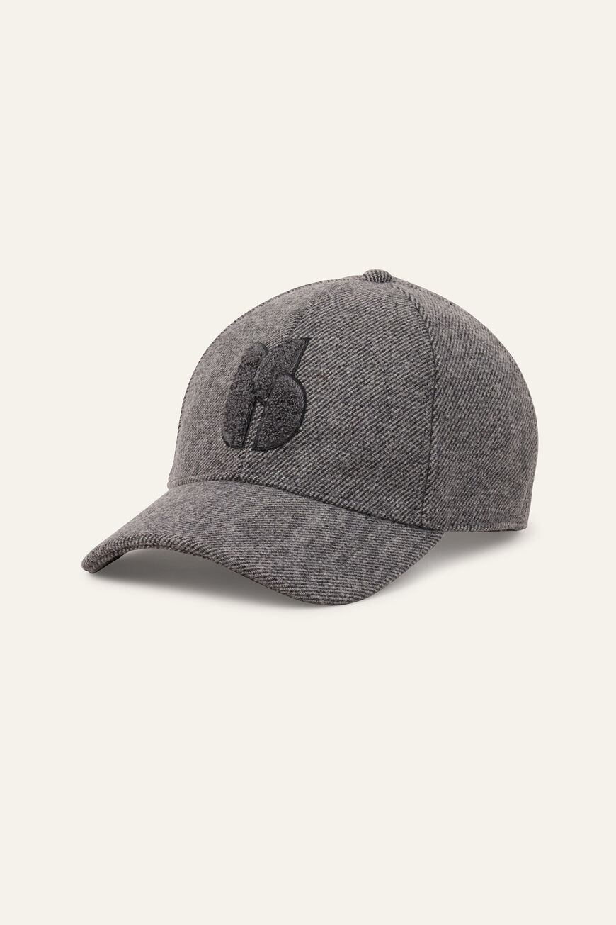 baseball cap NEW HUGO