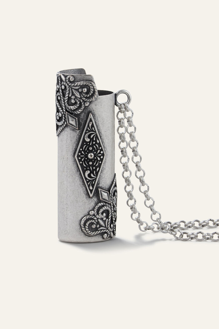 LIGHT LIGHTER CASE