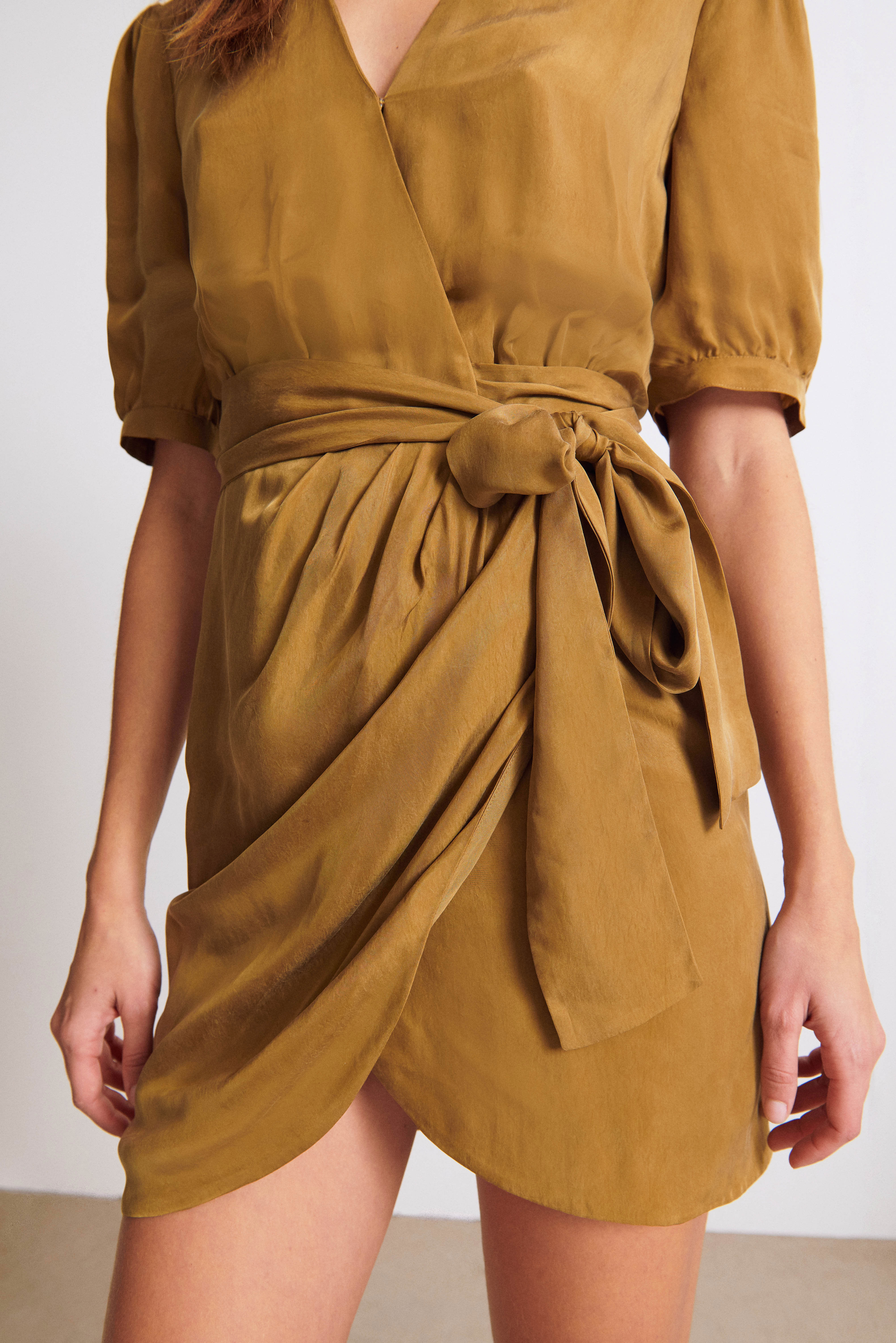 DRESS ADA
