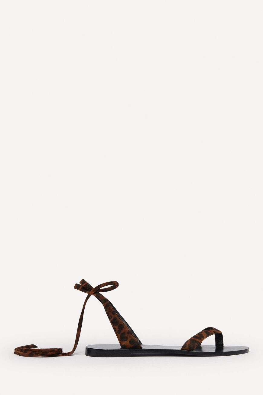 SANDALS CAHONTAS