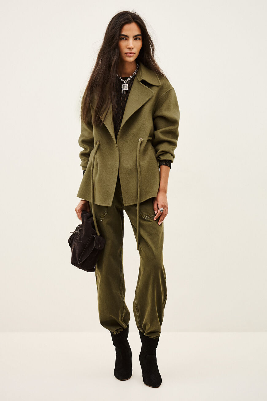 COAT KAM