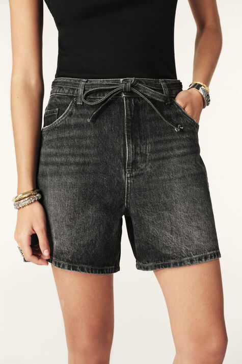 shorts MACHA