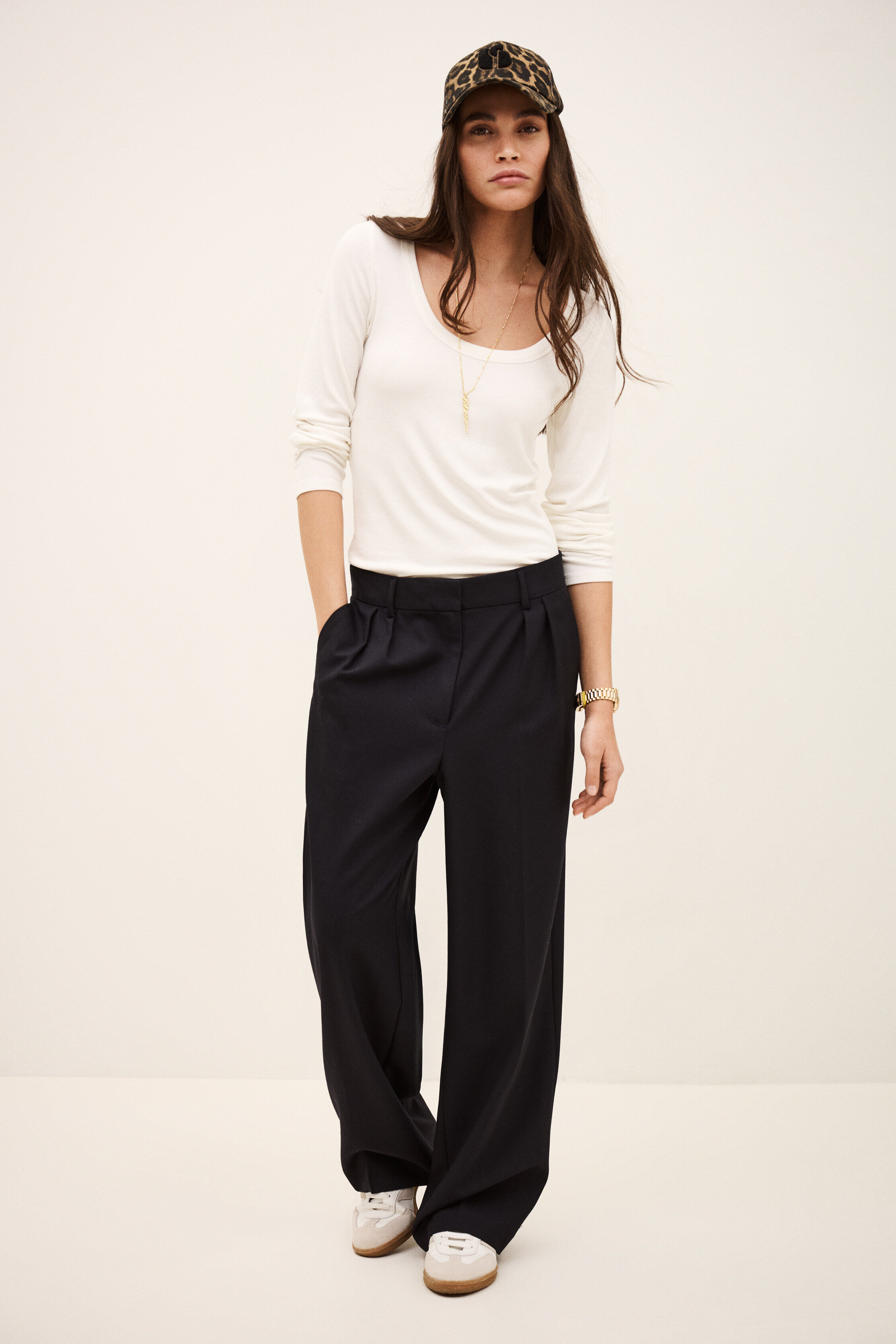 T-SHIRT LUISA