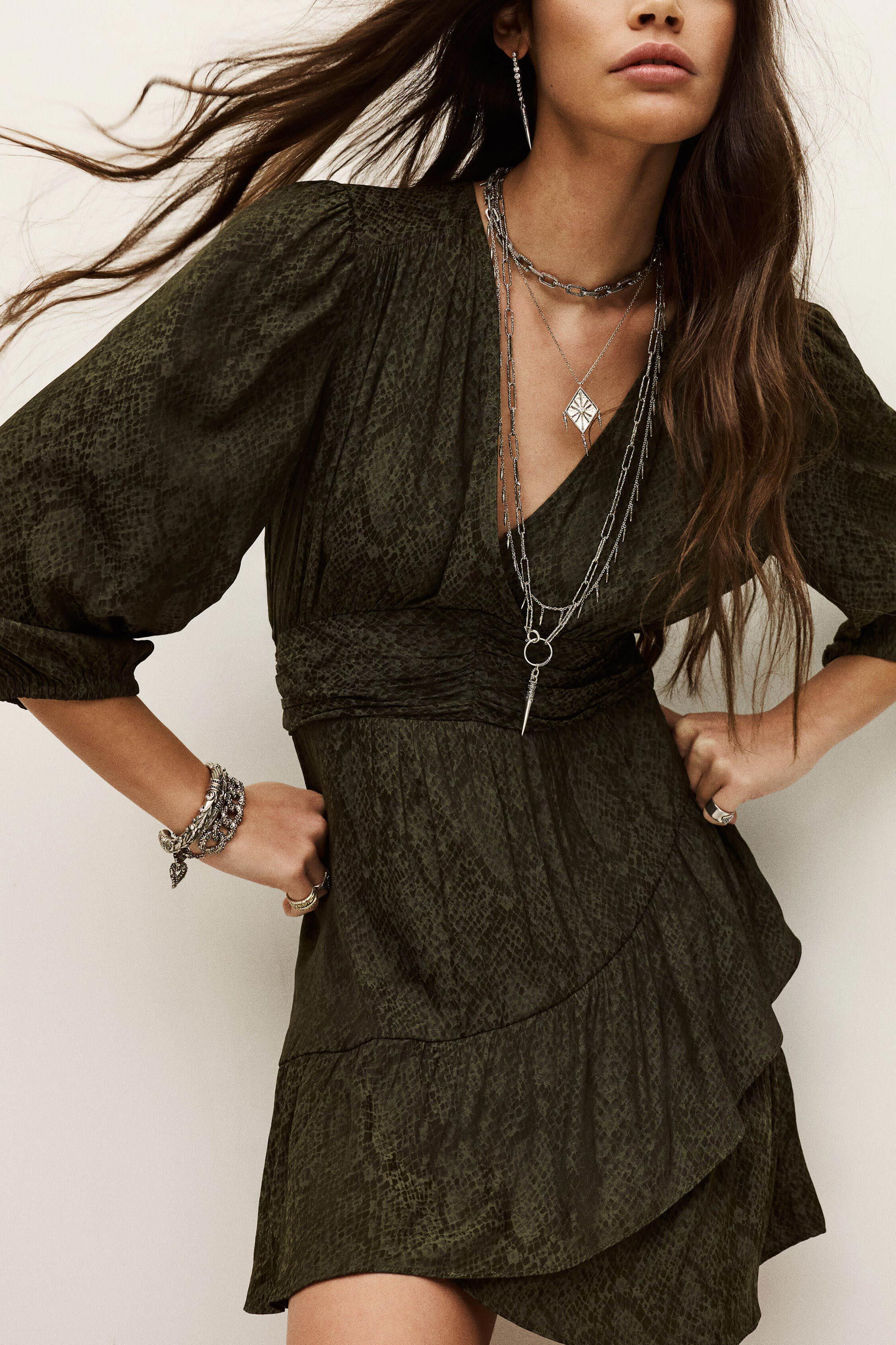 robe ROMEA