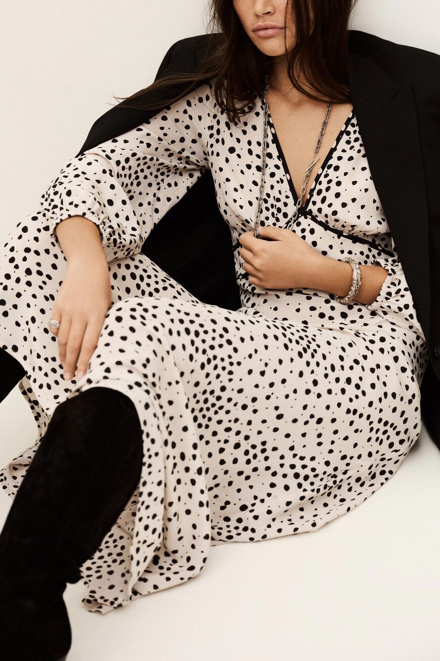 dress DERBY