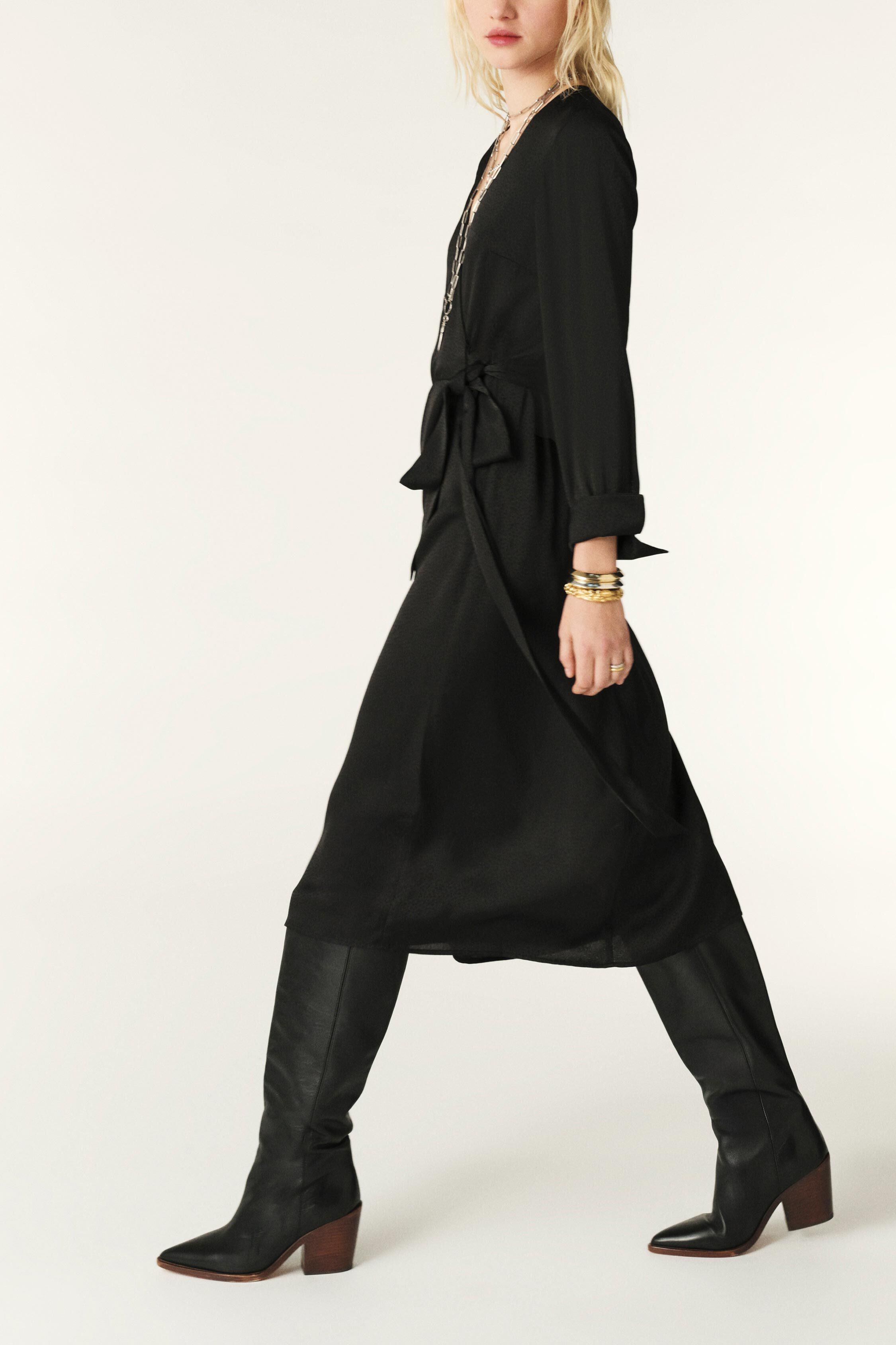 dress IRIS