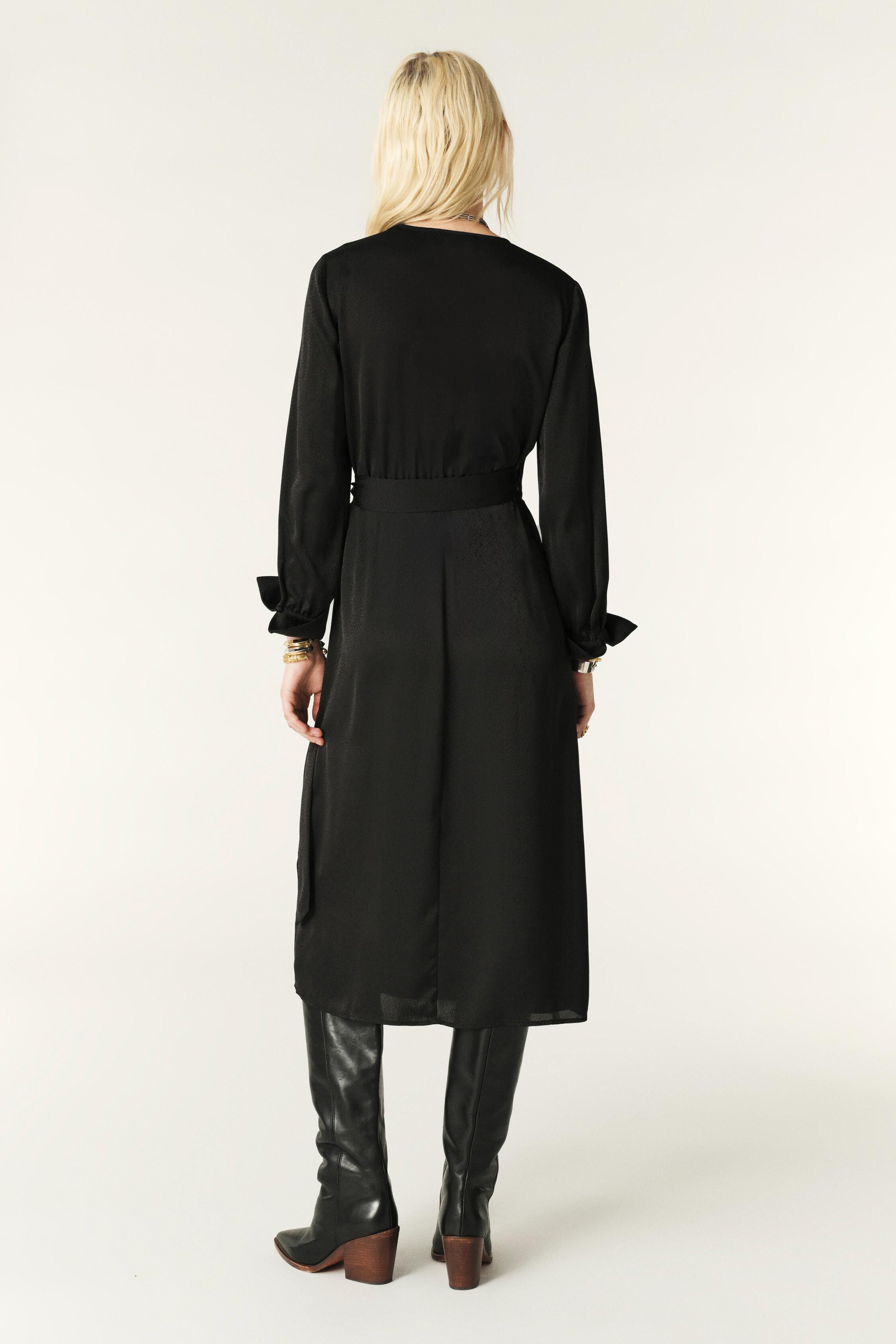 dress IRIS