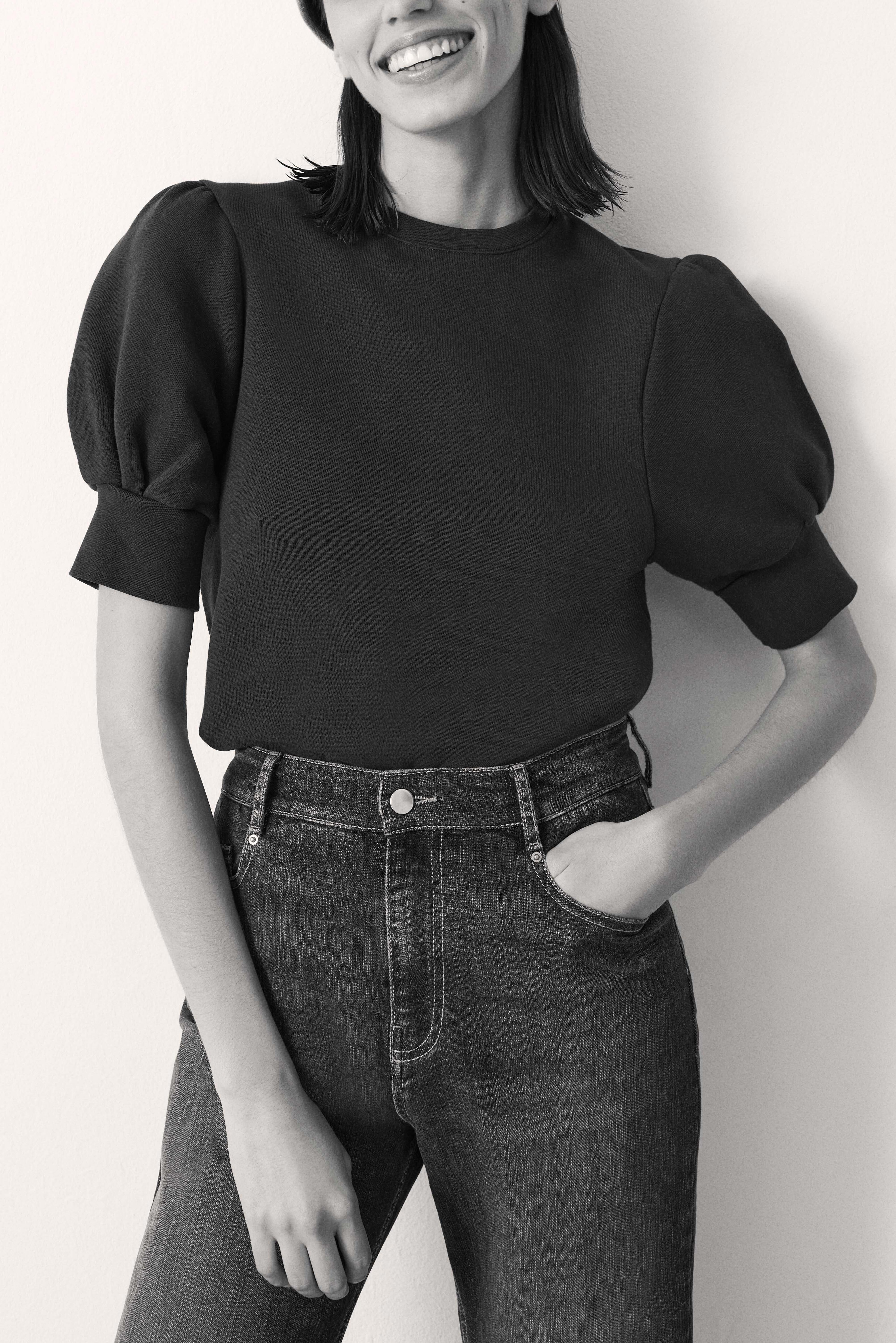 TAEL SWEATSHIRT