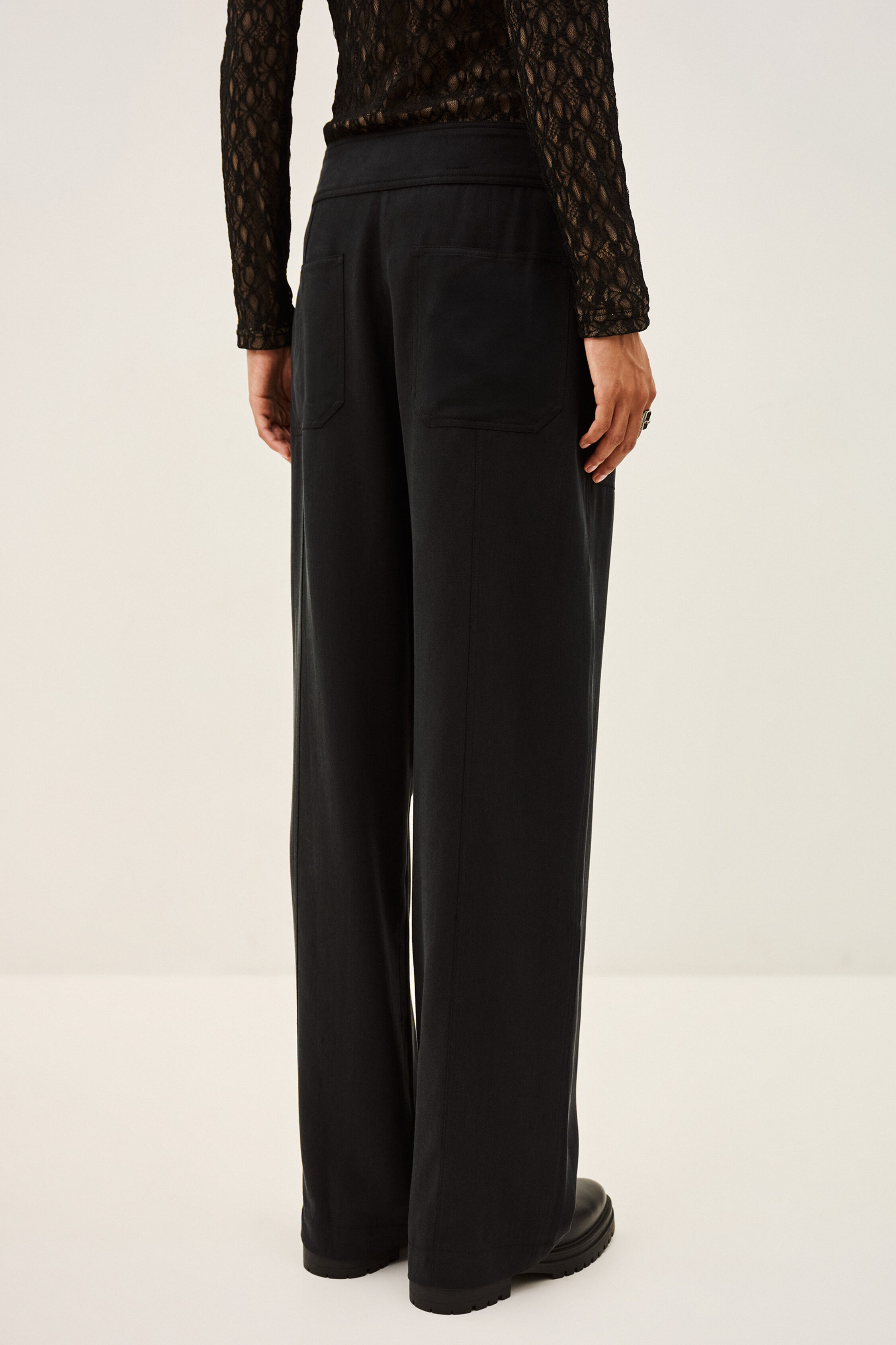 trousers PAVANA