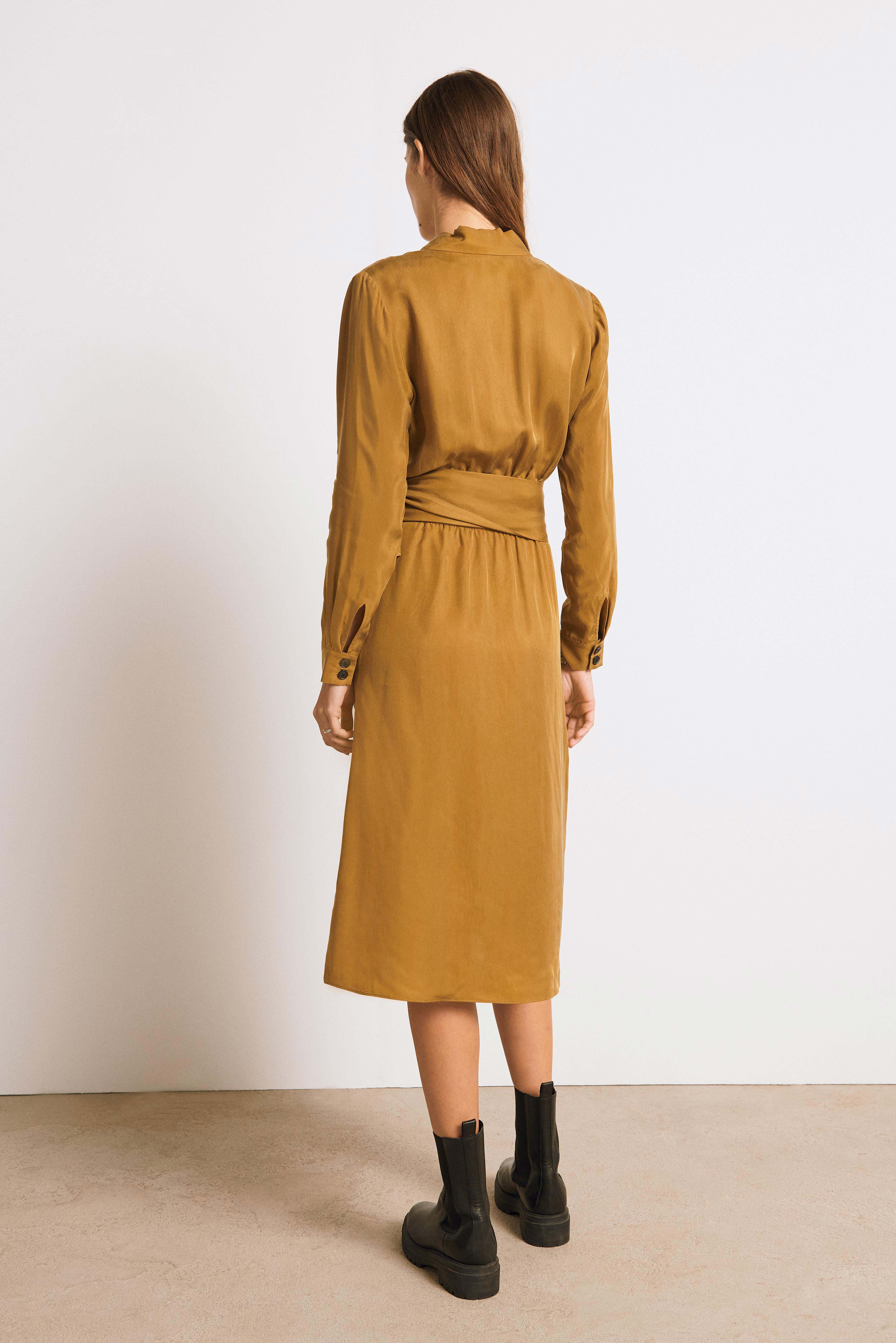 Robe Cache Cœur Aime Marron Ba Sh Fr