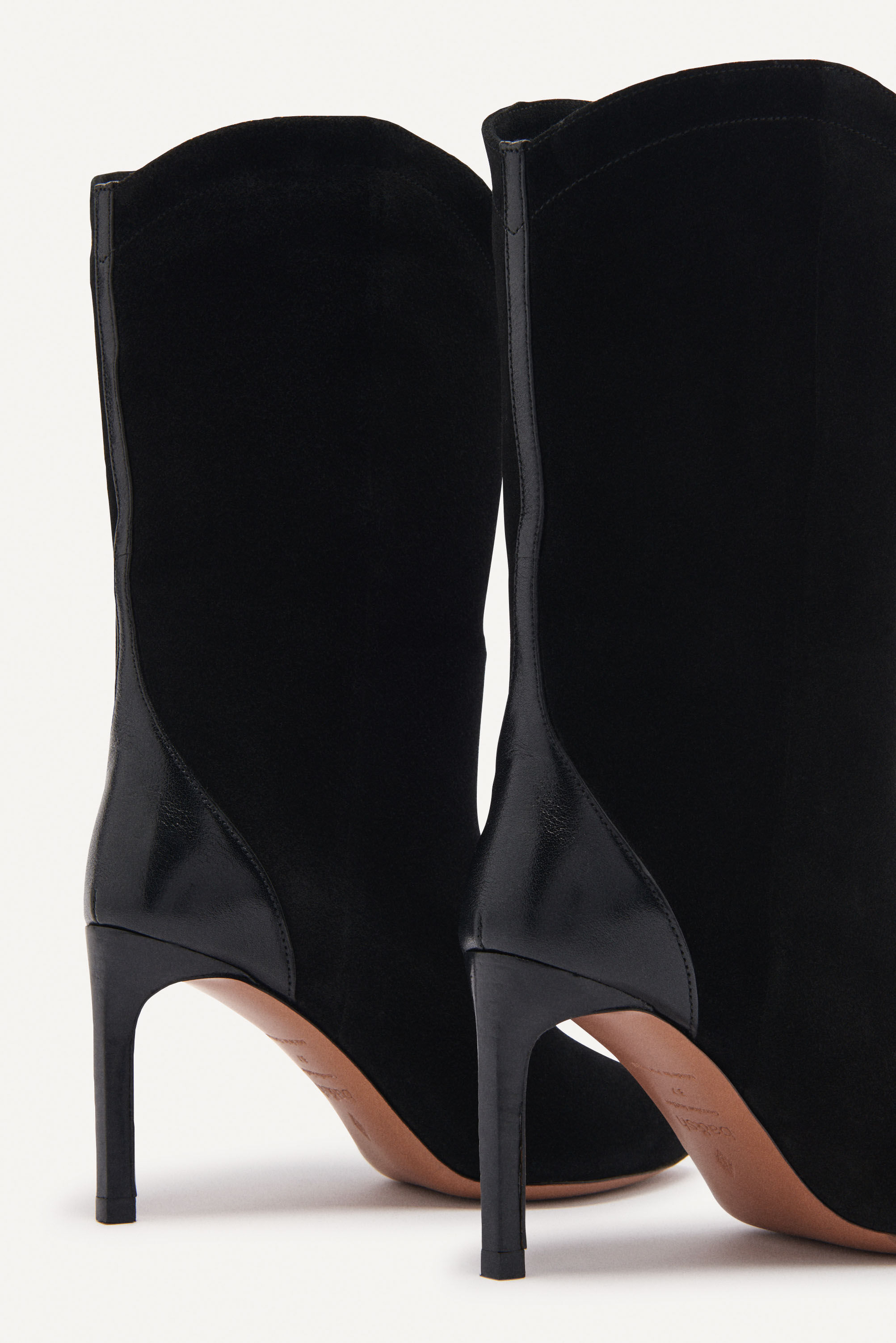 ANKLEBOOTS COPPELIA NOIR // ba&sh HK