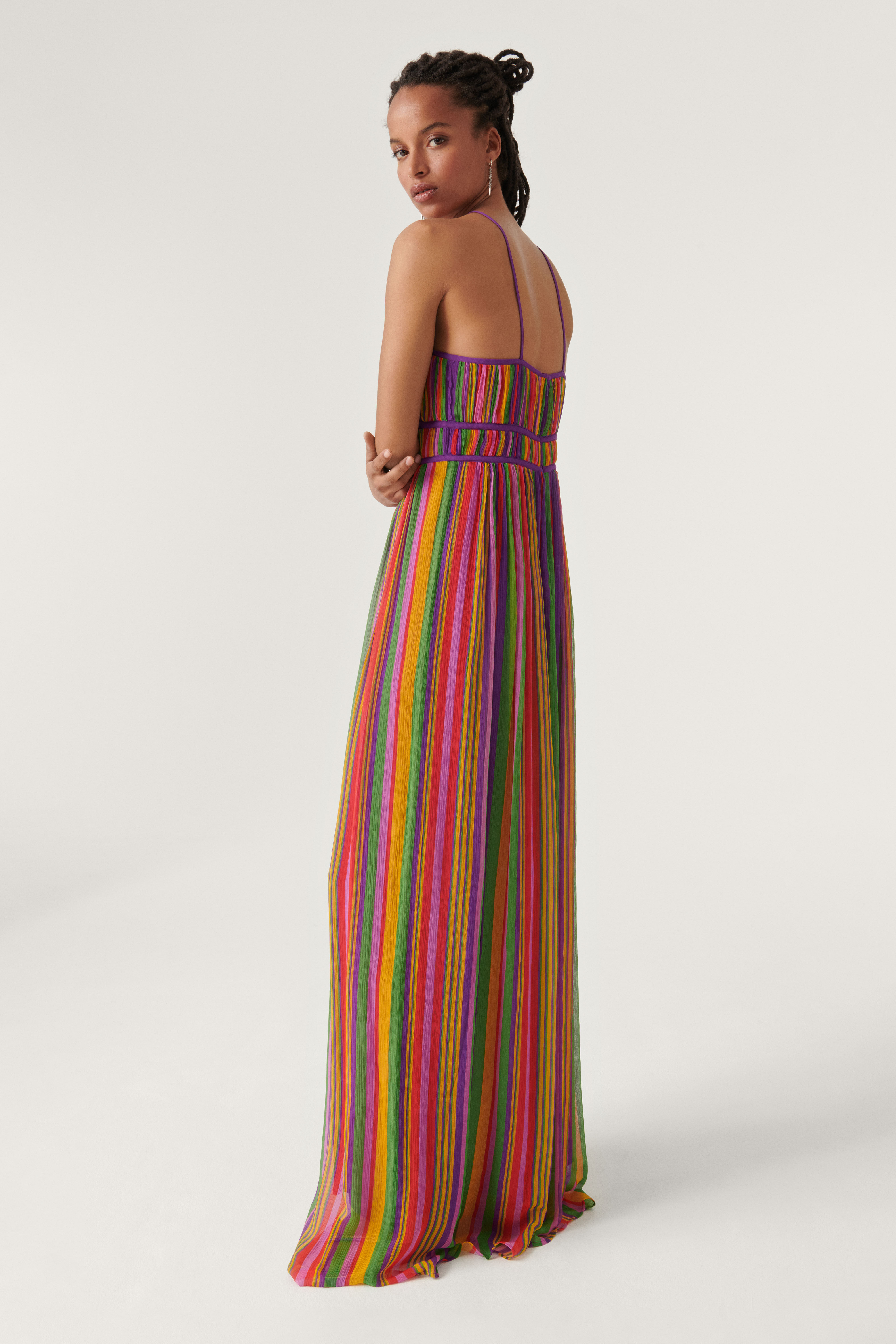 ROBE ROMANE