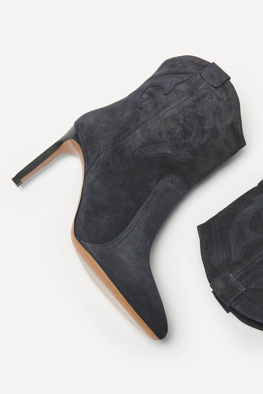 ba&sh suede ankle boots CAITLIN DARK BLUE