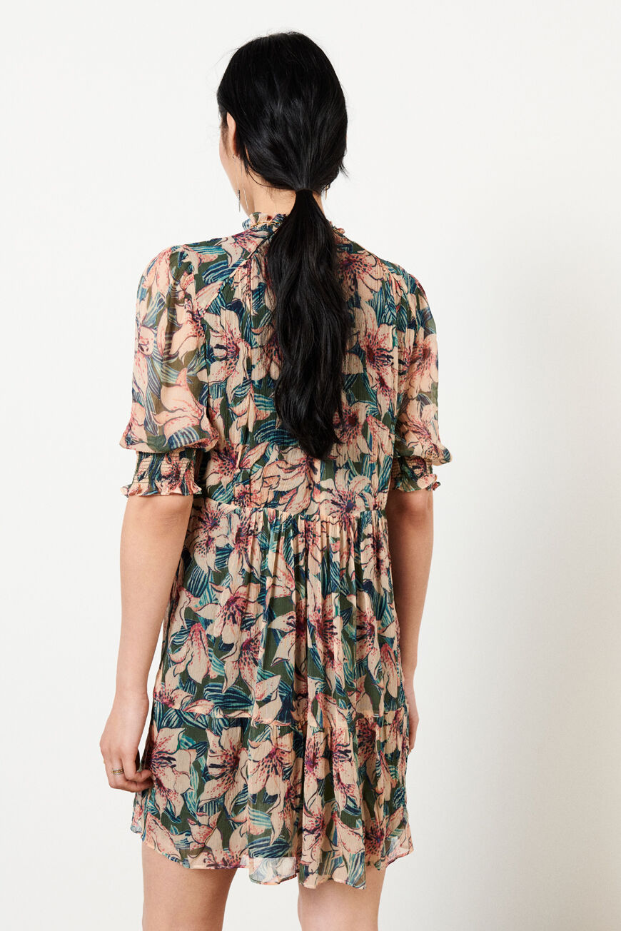 bash robe betty