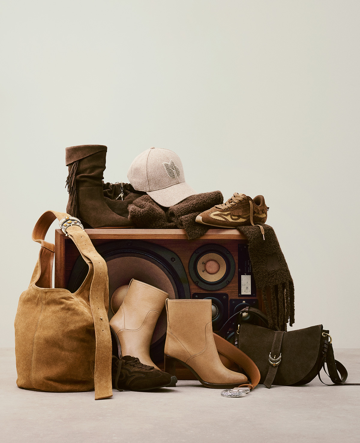 YouYou bag, shoes, Sadle bag, cap...