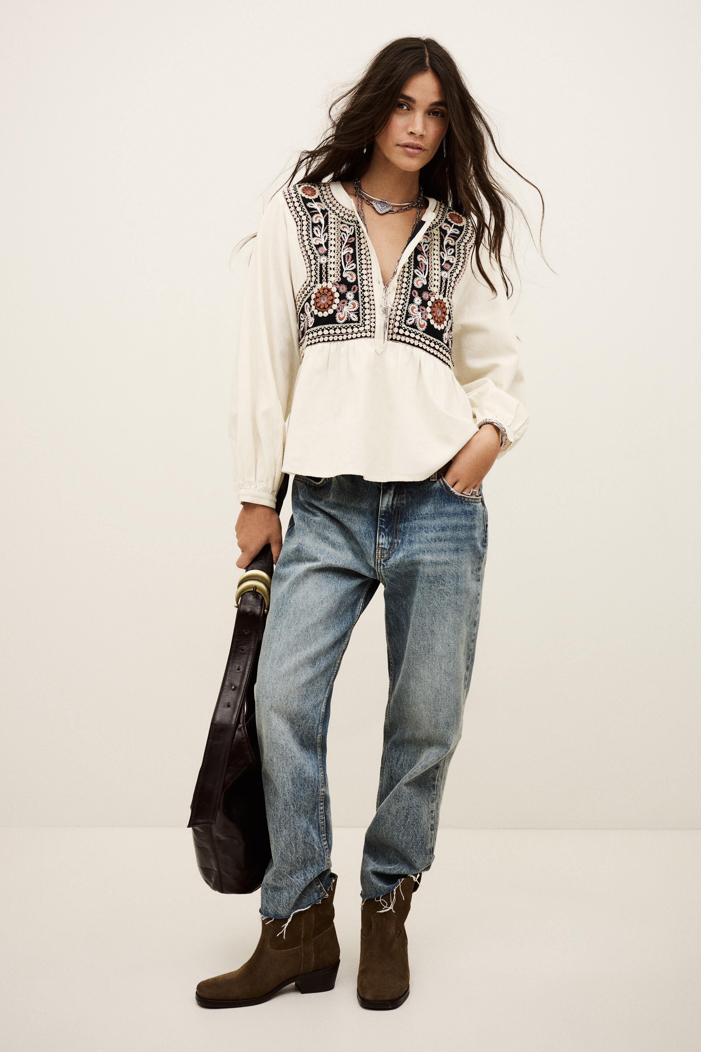 Loose-Fit Embroidered Blouse Alec Ecru // ba&sh SG