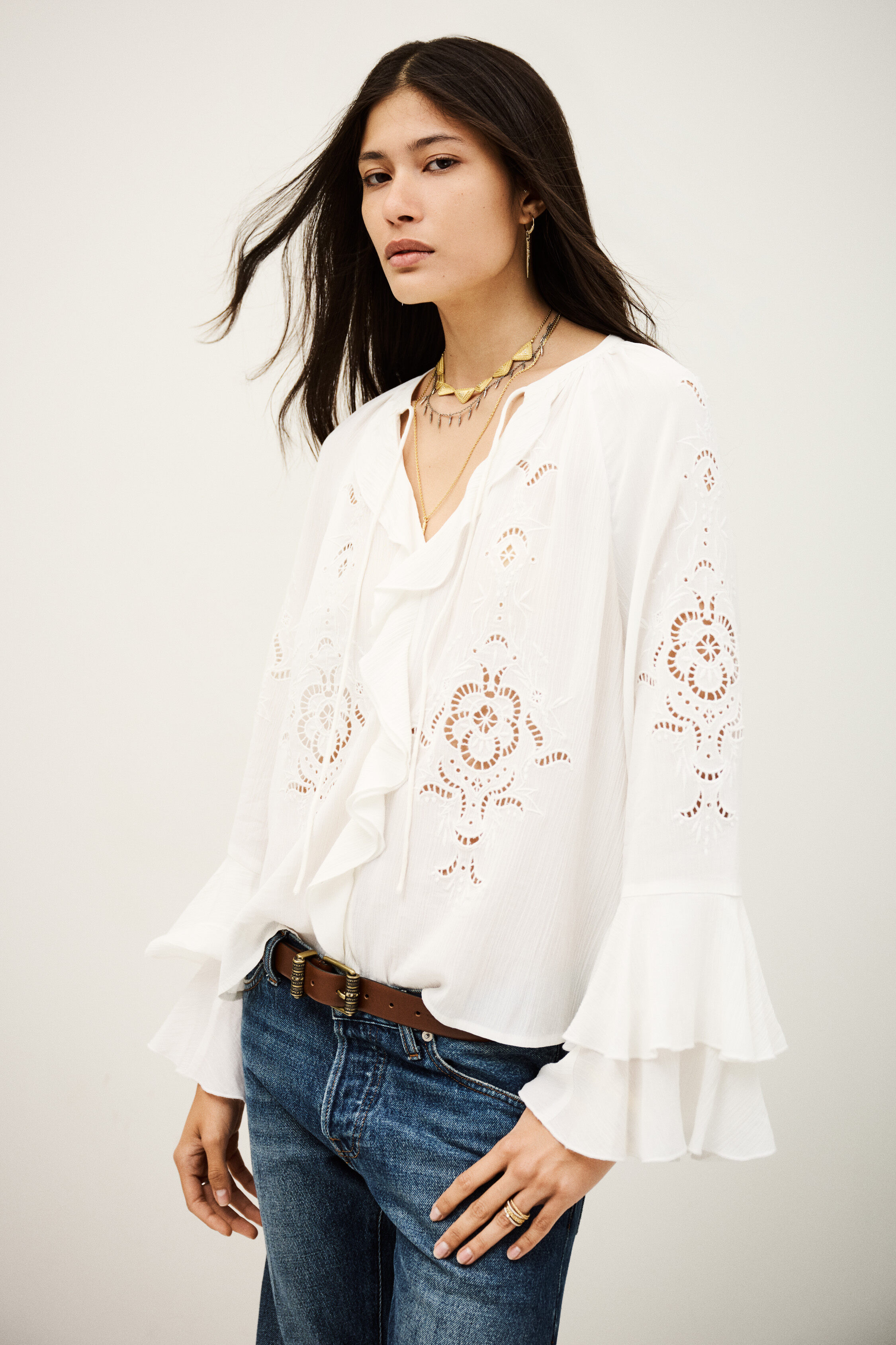 Ba&sh Nouer Une Chemise Blouse VolantéE Omar Blanc Ecru